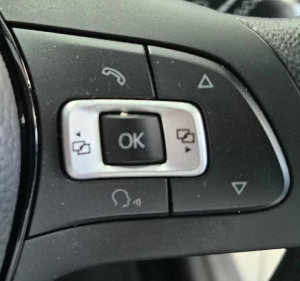 2020-Volkswagen-Polo-Vivo-14-Comfortline-5-dr image:16