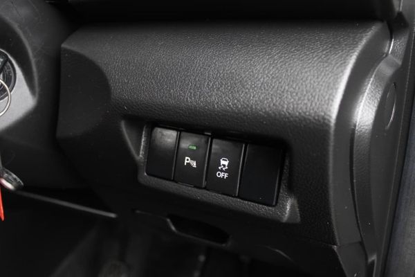 2025-Suzuki-Ertiga-15-GA image:9