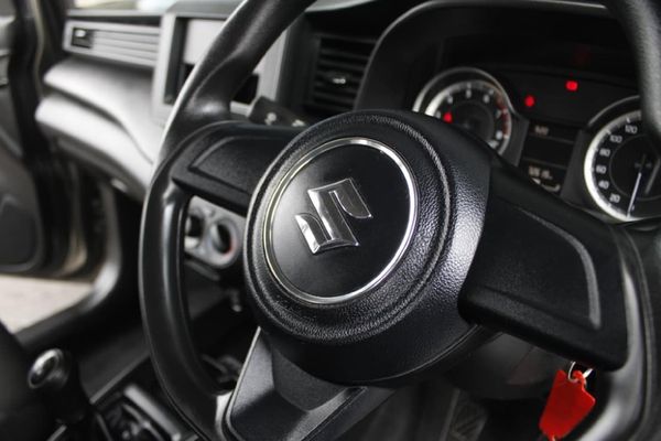 2025-Suzuki-Ertiga-15-GA image:10