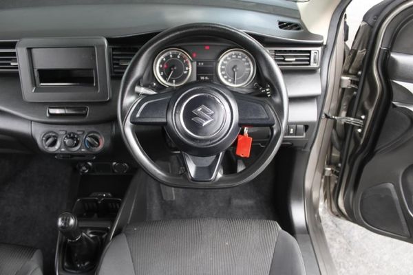 2025-Suzuki-Ertiga-15-GA image:8