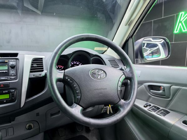 2011-Toyota-Hilux-27-VVTi-Raider-Raised-Body-Double-Cab image:9