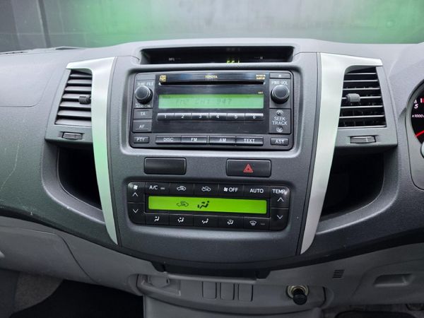 2011-Toyota-Hilux-27-VVTi-Raider-Raised-Body-Double-Cab image:10