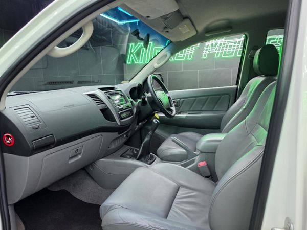 2011-Toyota-Hilux-27-VVTi-Raider-Raised-Body-Double-Cab image:14