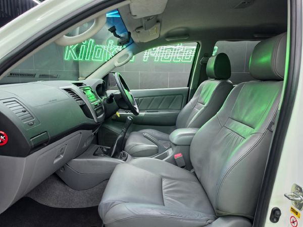 2011-Toyota-Hilux-27-VVTi-Raider-Raised-Body-Double-Cab image:15