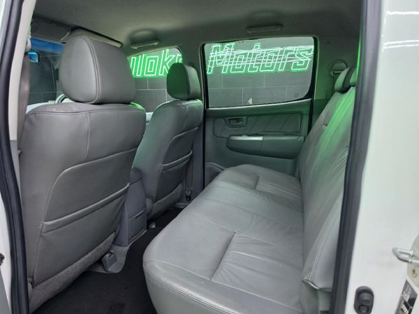 2011-Toyota-Hilux-27-VVTi-Raider-Raised-Body-Double-Cab image:16