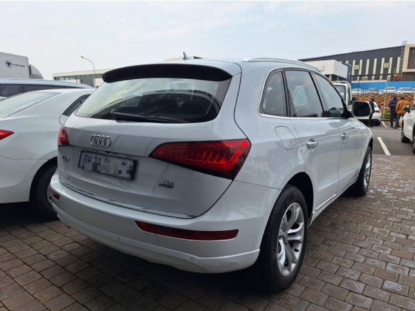 2019-Audi-Q5-20-TDI-quattro-Auto image:2