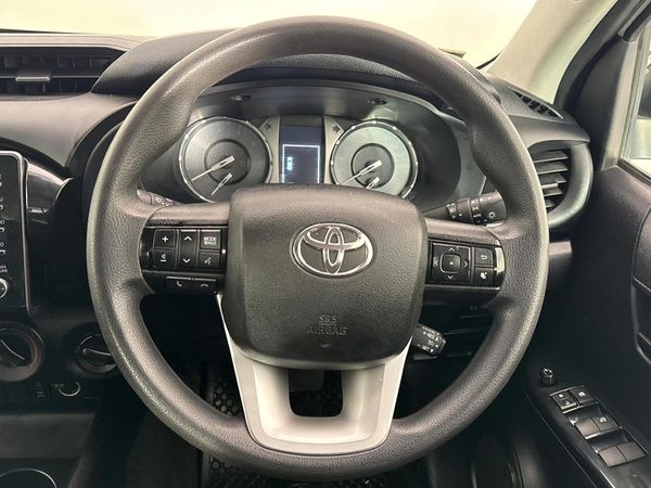 2024-Toyota-Hilux-24GD-6-4x4-Raider-X-Auto-Double-Cab image:11