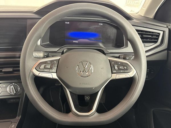 2025-Volkswagen-Polo-10-TSI image:9