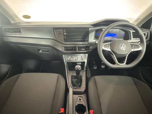 2025-Volkswagen-Polo-10-TSI image:1