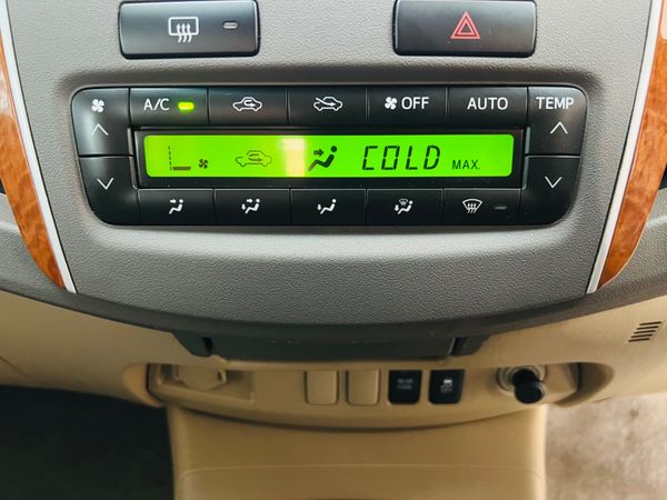 2010-Toyota-Fortuner-30-D-4D-Raised-Body image:20