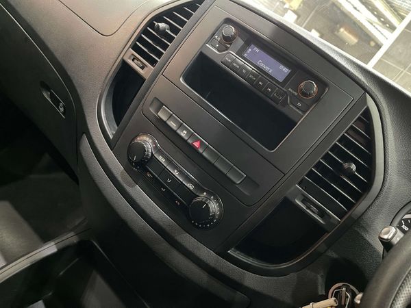 2023-Mercedes-Benz-Vito-116-20-CDI-Tourer-Pro-Auto image:10
