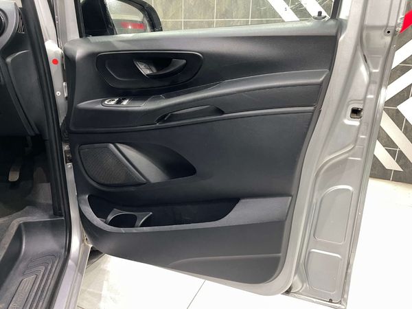 2023-Mercedes-Benz-Vito-116-20-CDI-Tourer-Pro-Auto image:11