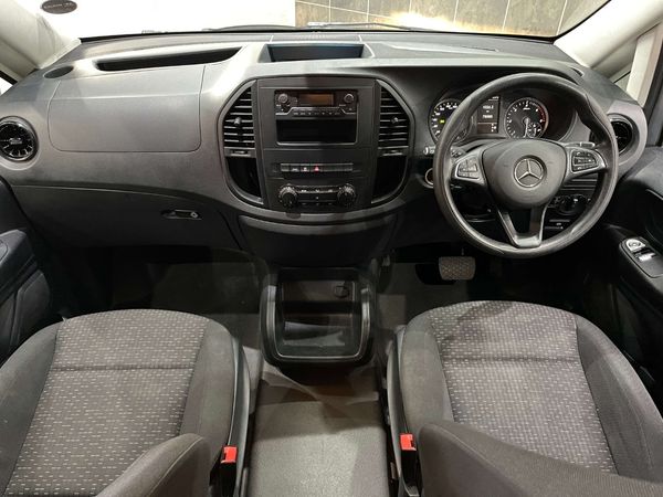 2023-Mercedes-Benz-Vito-116-20-CDI-Tourer-Pro-Auto image:5