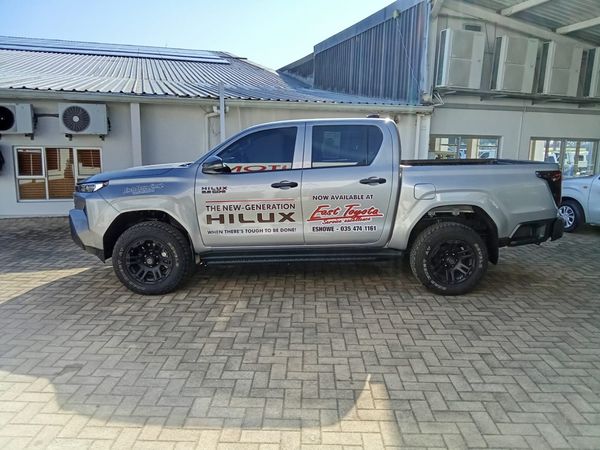 2026-Toyota-Hilux-28-GD-6-RB-SRX-Auto-Double-Cab image:10