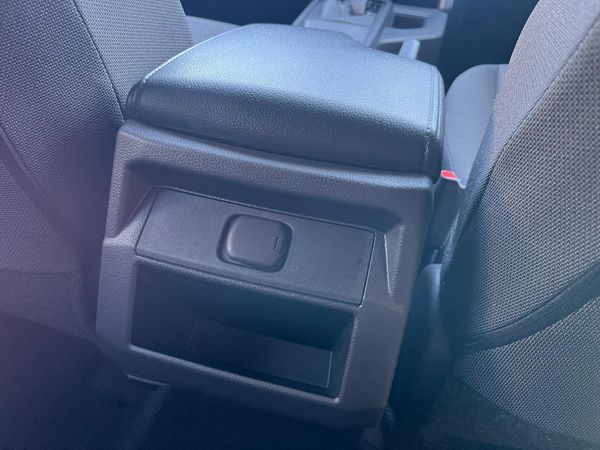 2026-Toyota-Hilux-28-GD-6-RB-SRX-Auto-Double-Cab image:16