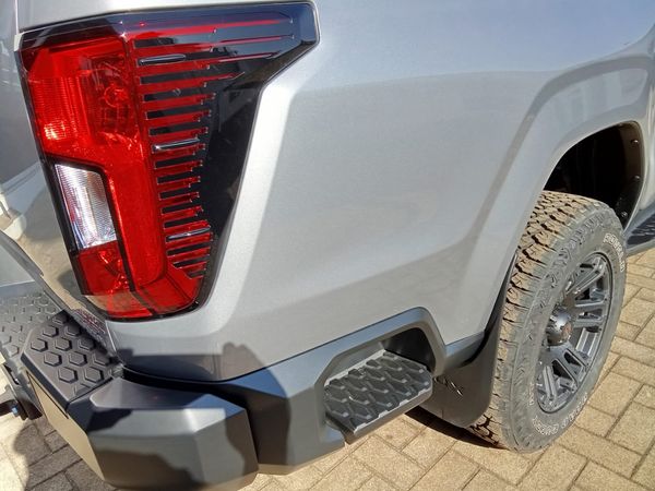 2026-Toyota-Hilux-28-GD-6-RB-SRX-Auto-Double-Cab image:18