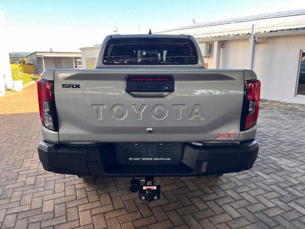 2026-Toyota-Hilux-28-GD-6-RB-SRX-Auto-Double-Cab image:4