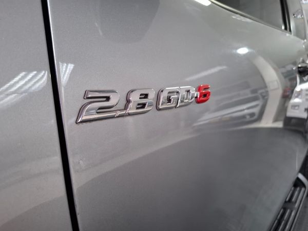 2024-Toyota-Hilux-28-GD-6-Raised-Body-Legend-Auto-Extended-Cab image:18