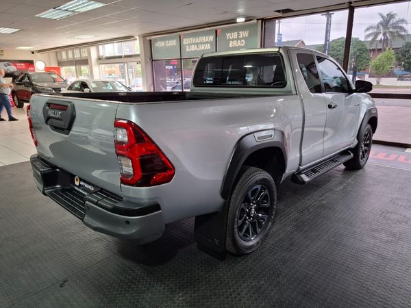 2024-Toyota-Hilux-28-GD-6-Raised-Body-Legend-Auto-Extended-Cab image:6