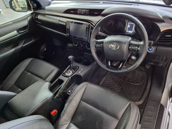 2024-Toyota-Hilux-28-GD-6-Raised-Body-Legend-Auto-Extended-Cab image:8