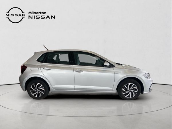 2025-Volkswagen-Polo-10-TSI-Life-Auto-DSG image:2