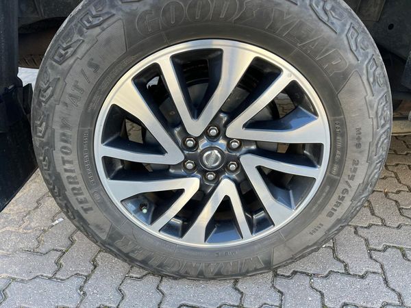 2018-Nissan-Navara-23D-SE-Double-Cab image:13