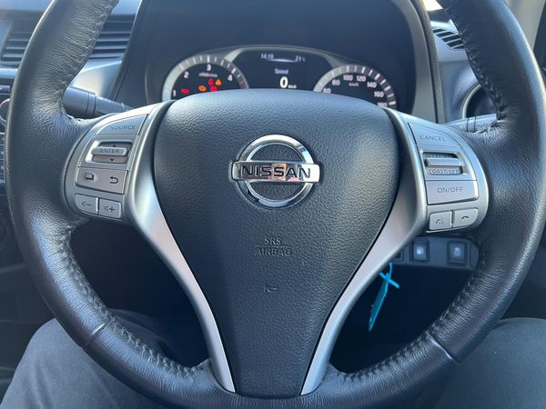 2018-Nissan-Navara-23D-SE-Double-Cab image:8