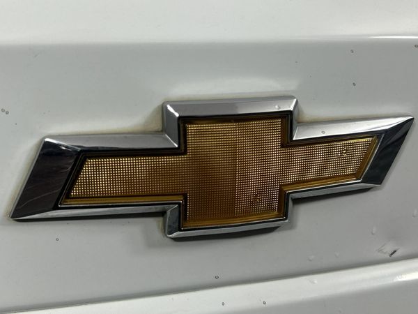 2011-Chevrolet-Cruze-16-LS image:11