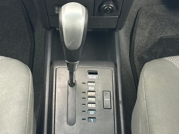 2014-Chevrolet-Aveo-16-LS-Auto image:10