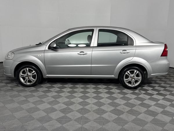 2014-Chevrolet-Aveo-16-LS-Auto image:19