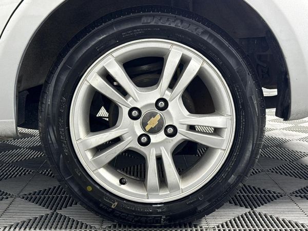 2014-Chevrolet-Aveo-16-LS-Auto image:6