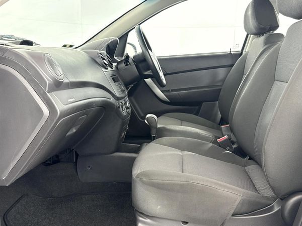 2014-Chevrolet-Aveo-16-LS-Auto image:8
