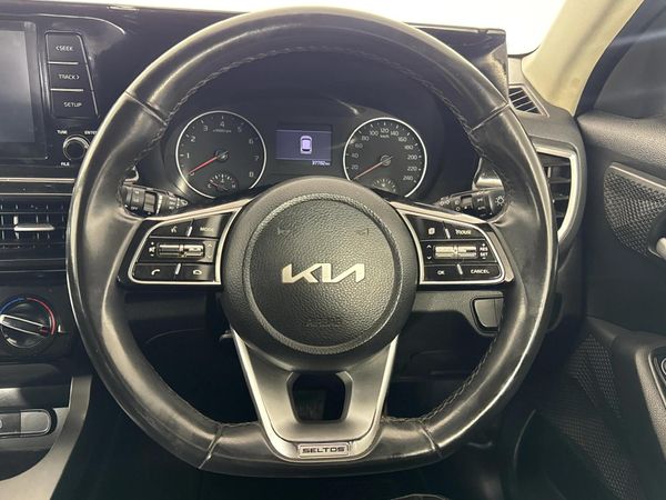 2021-Kia-Seltos-16-EX-Auto image:11