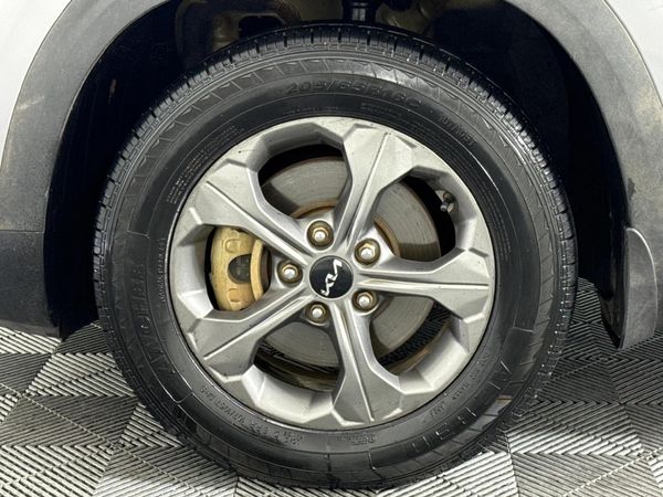 2021-Kia-Seltos-16-EX-Auto image:4