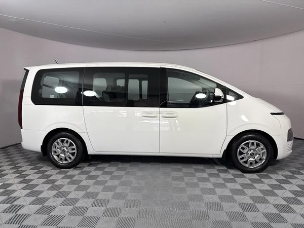2024-Hyundai-Staria-22d-Executive-Auto image:18