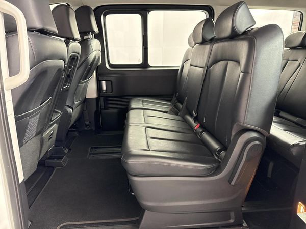 2024-Hyundai-Staria-22d-Executive-Auto image:3