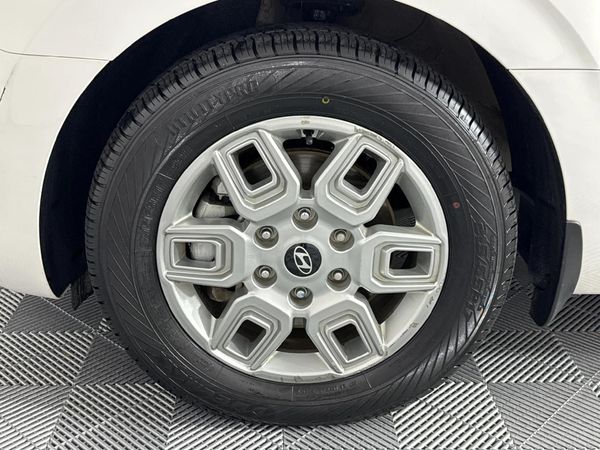 2024-Hyundai-Staria-22d-Executive-Auto image:4