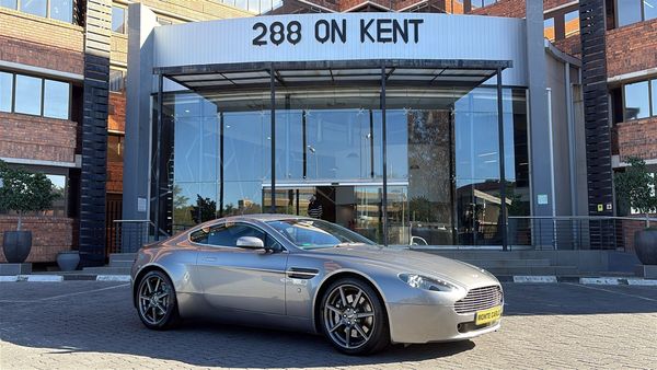 2008-Aston-Martin-Vantage-Coupe-Auto image:3