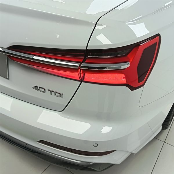 2026-Audi-A6-S-Line-quattro-Auto-40-TDI-140kW image:10
