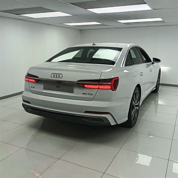2026-Audi-A6-S-Line-quattro-Auto-40-TDI-140kW image:12