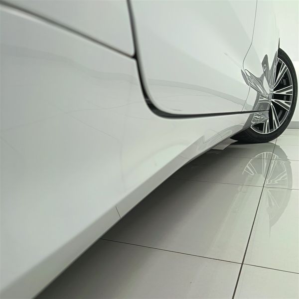 2026-Audi-A6-S-Line-quattro-Auto-40-TDI-140kW image:13