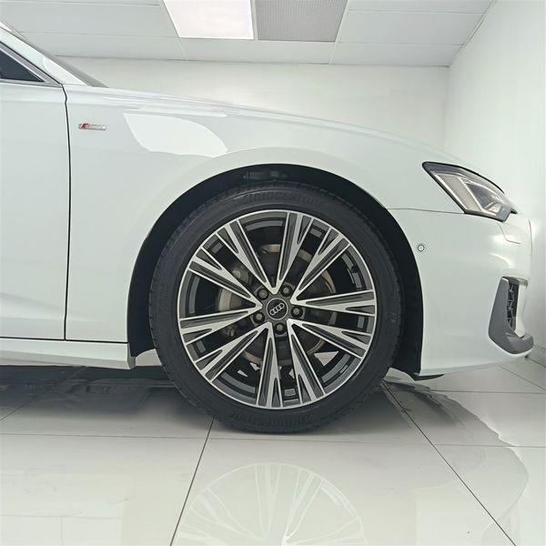2026-Audi-A6-S-Line-quattro-Auto-40-TDI-140kW image:15