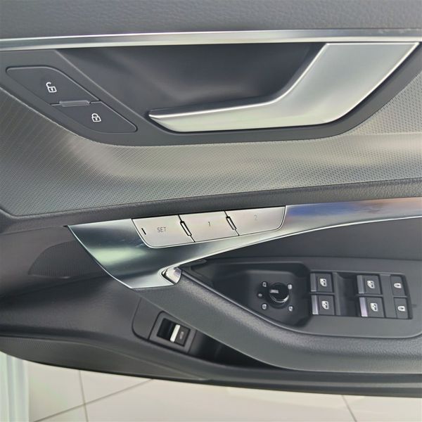 2026-Audi-A6-S-Line-quattro-Auto-40-TDI-140kW image:22