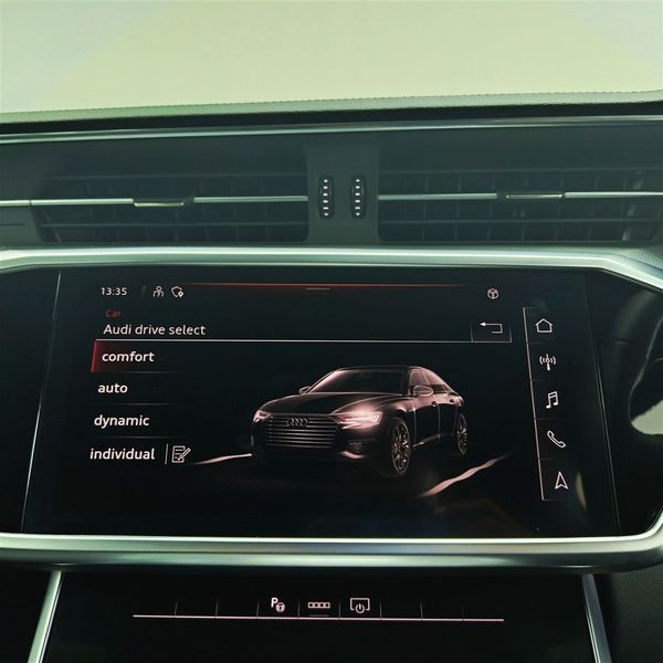 2026-Audi-A6-S-Line-quattro-Auto-40-TDI-140kW image:29