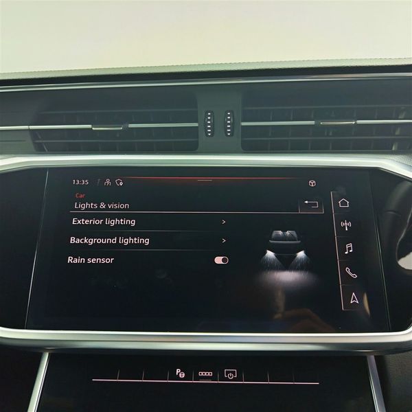2026-Audi-A6-S-Line-quattro-Auto-40-TDI-140kW image:30
