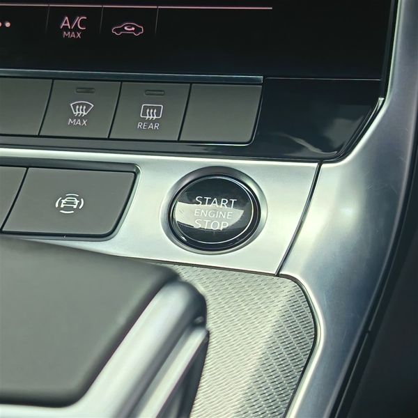 2026-Audi-A6-S-Line-quattro-Auto-40-TDI-140kW image:31
