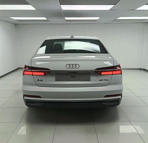 2026-Audi-A6-S-Line-quattro-Auto-40-TDI-140kW image:5