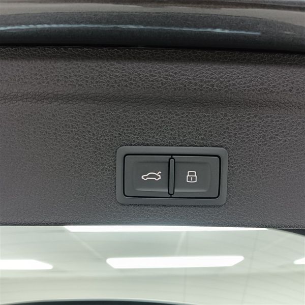 2026-Audi-Q3-Sportback-Black-Edition-35-TFSI image:9