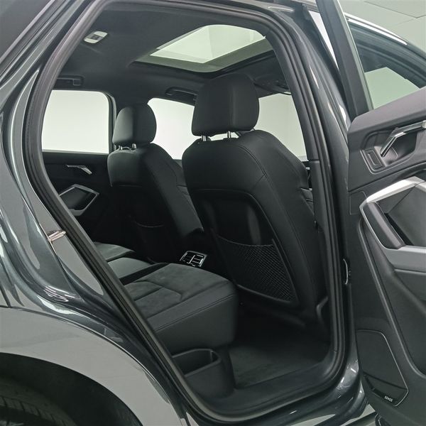 2026-Audi-Q3-Sportback-Black-Edition-35-TFSI image:15