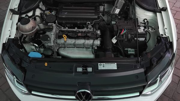 2024-Volkswagen-Polo-Vivo-14-Comfortline-5-dr-Manual image:5